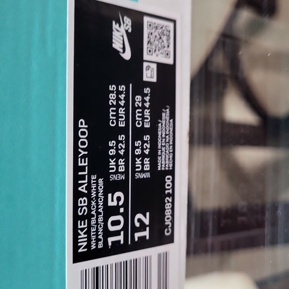 Nike SB Alleyoops, size 10.5M - Picture 2 of 5